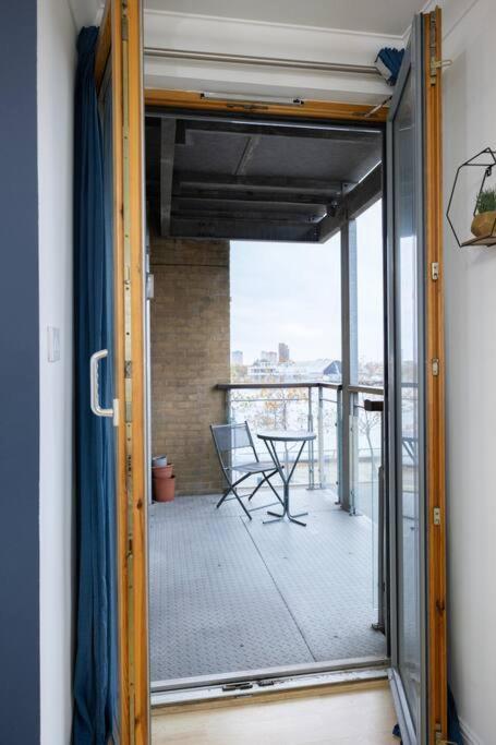Morden London Apartment, By The Sea With Free Parking Ngoại thất bức ảnh