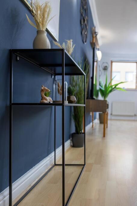 Morden London Apartment, By The Sea With Free Parking Ngoại thất bức ảnh
